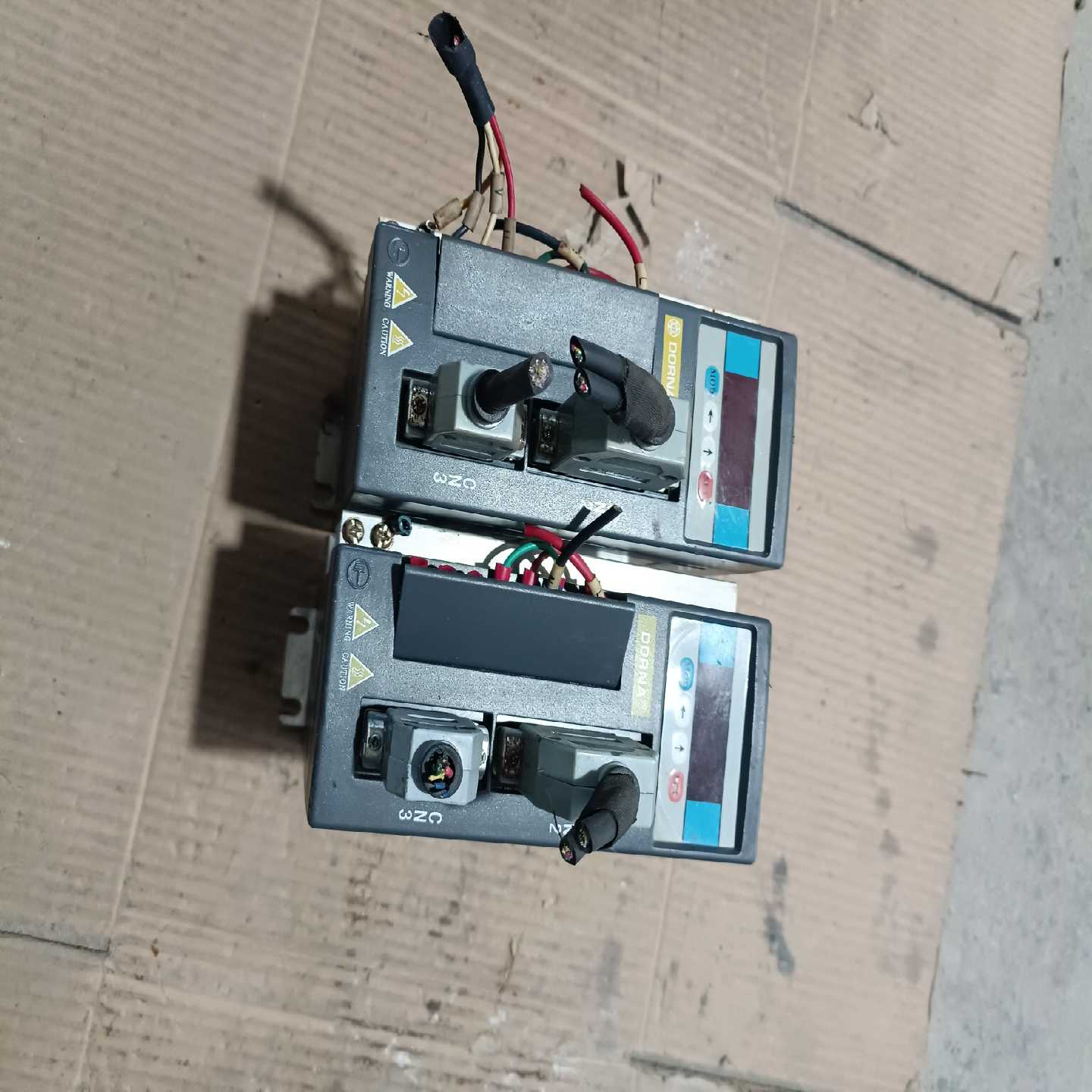 东凌驱动器750W刚拆机成色如图完好无损功能包好2个280--议价商品