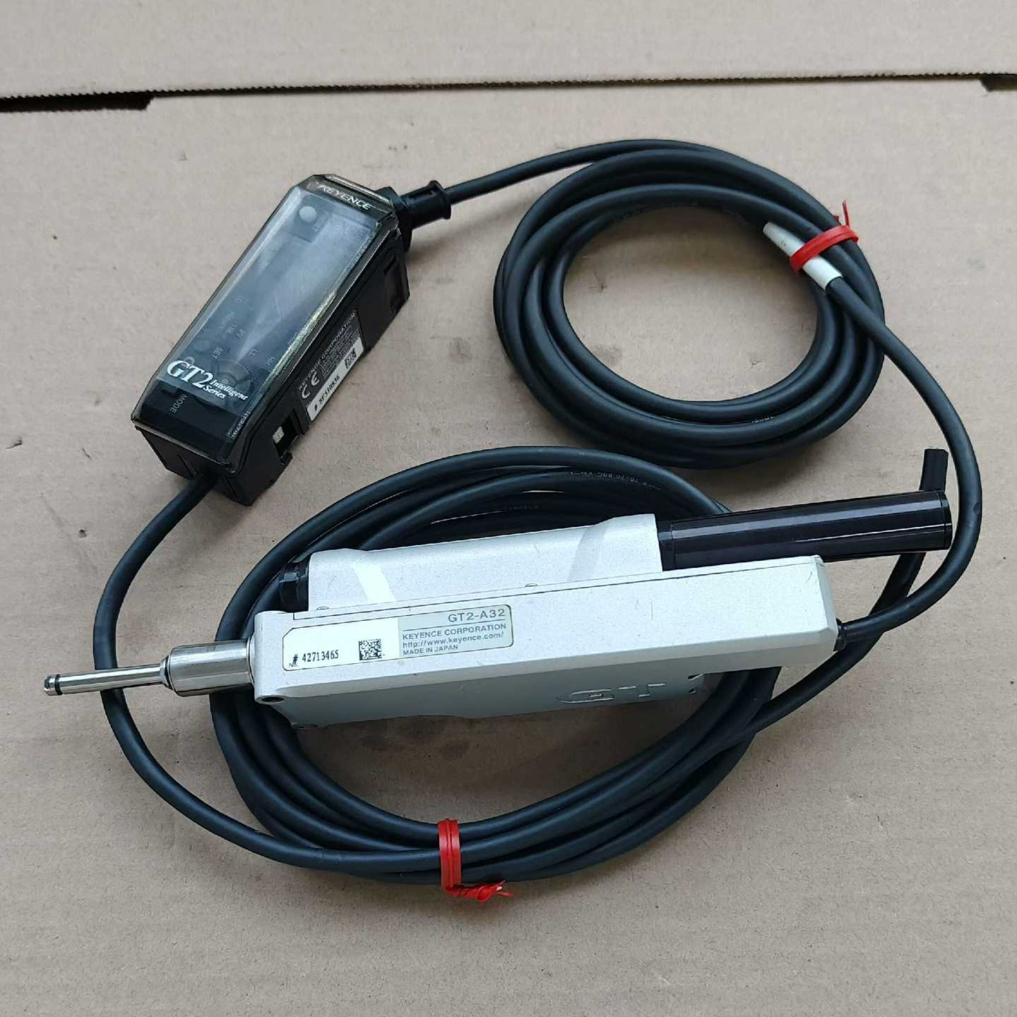 9新基恩士传感器GT2-A32+GT2-71N 实物~询价