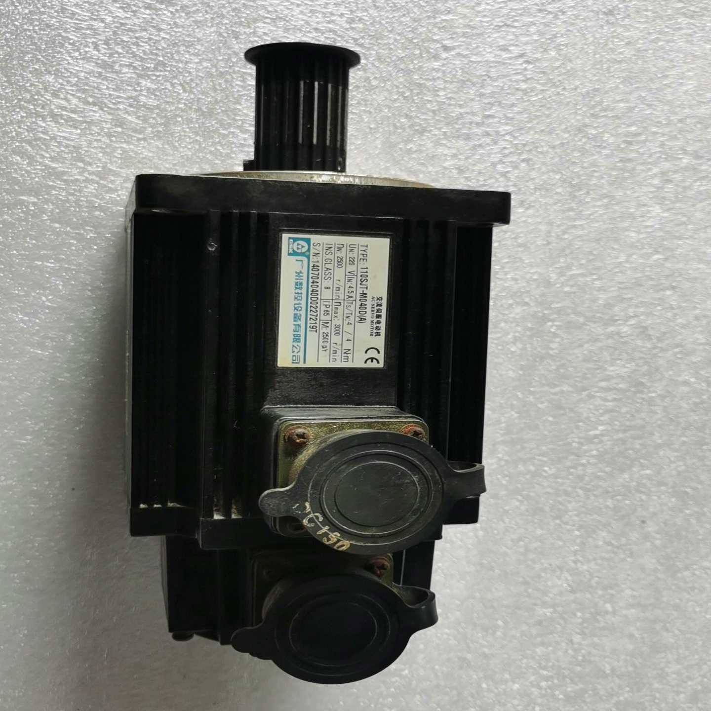 咨询-广数伺服电机型号110SJT-M040D（A）新拆回来的成色