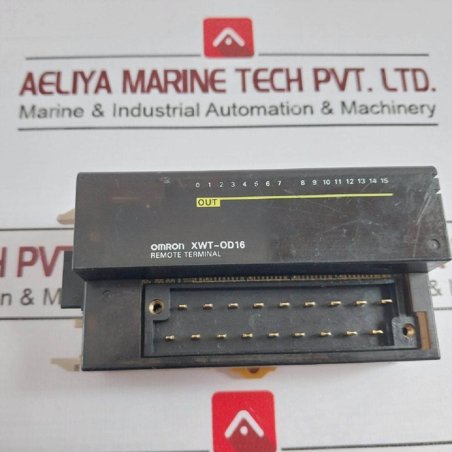 OMRON XWTOD16 Remote Terminal 24V DC Source 0.5APoint