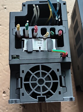 台达MS300变频器2.2KW380VVFD5A5MS4