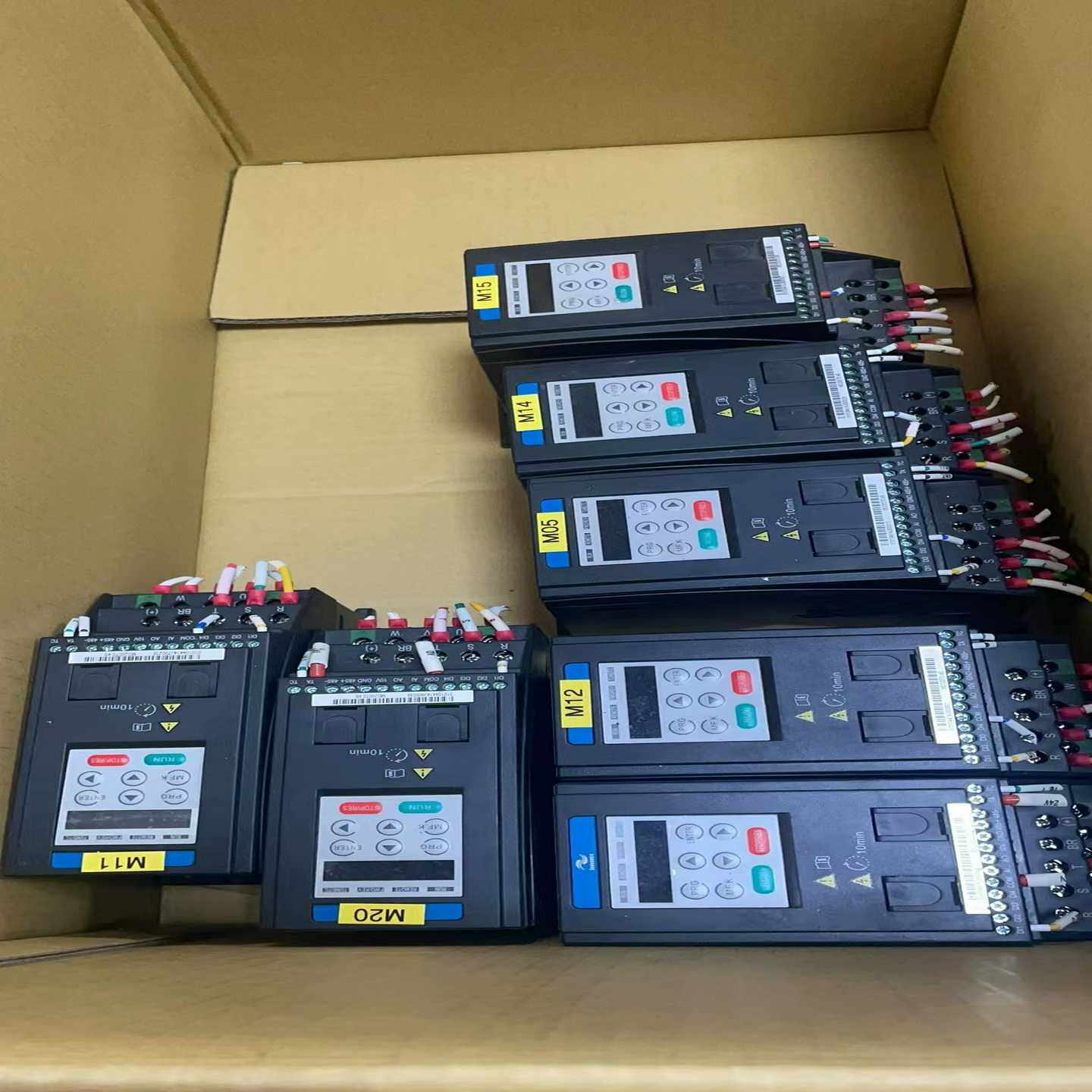 汇川变频器400瓦MD200T0.4MD200S0询价