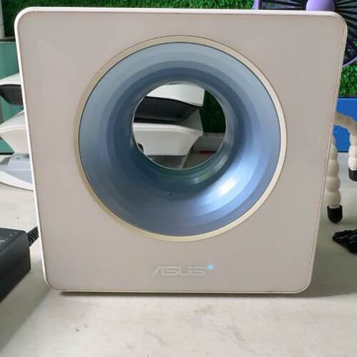 华硕blue cave蓝洞路由器，AC2600 成色如图议价