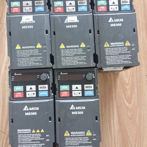 寻I台达VFD4A8MS21ANSAA现货3台220v0.