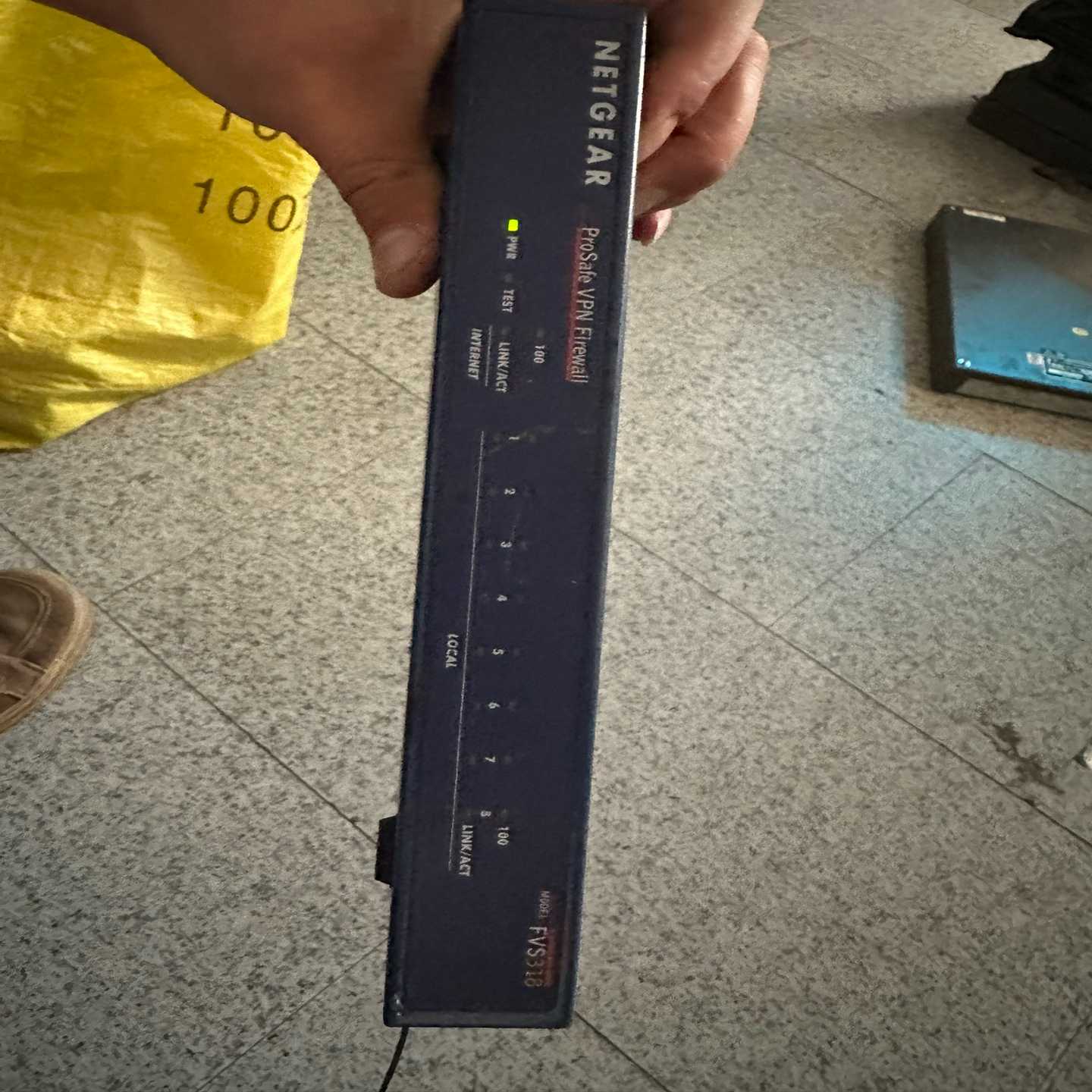 NETGEAR美国网件fvs318防火墙，--议价商品