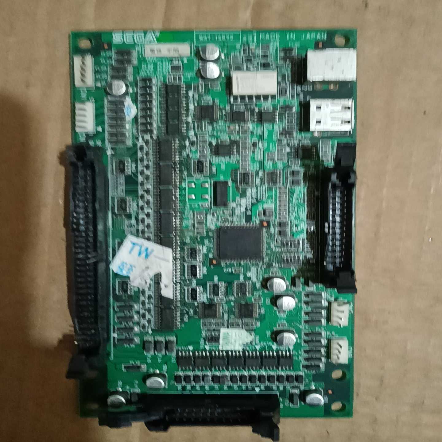 询价SEGA游戏机板，有看上的联系！