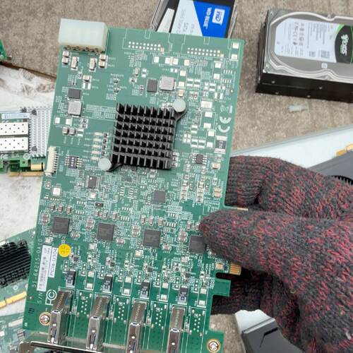 凌华科技PCIeU304图像采集卡4通道PCIe转USB-议价