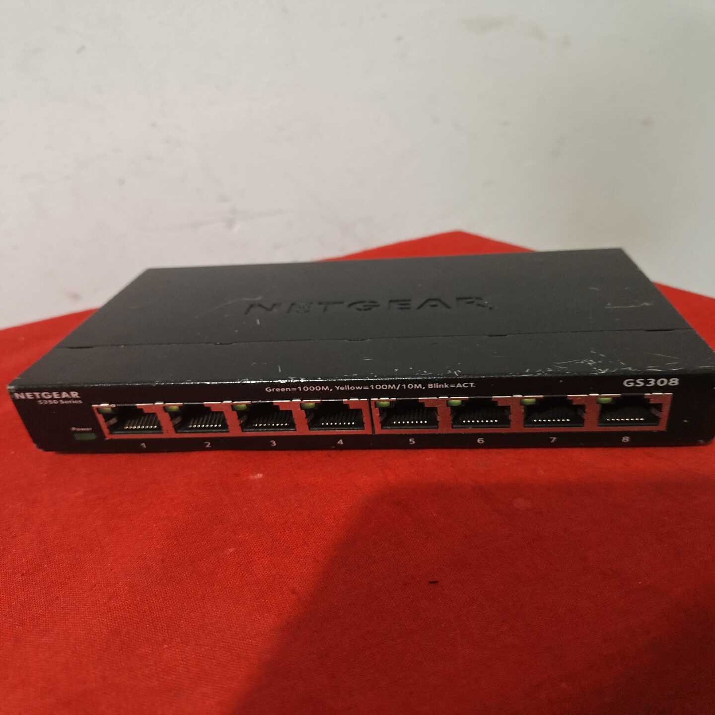 网件GS308v38端口千兆非网管交换机询价