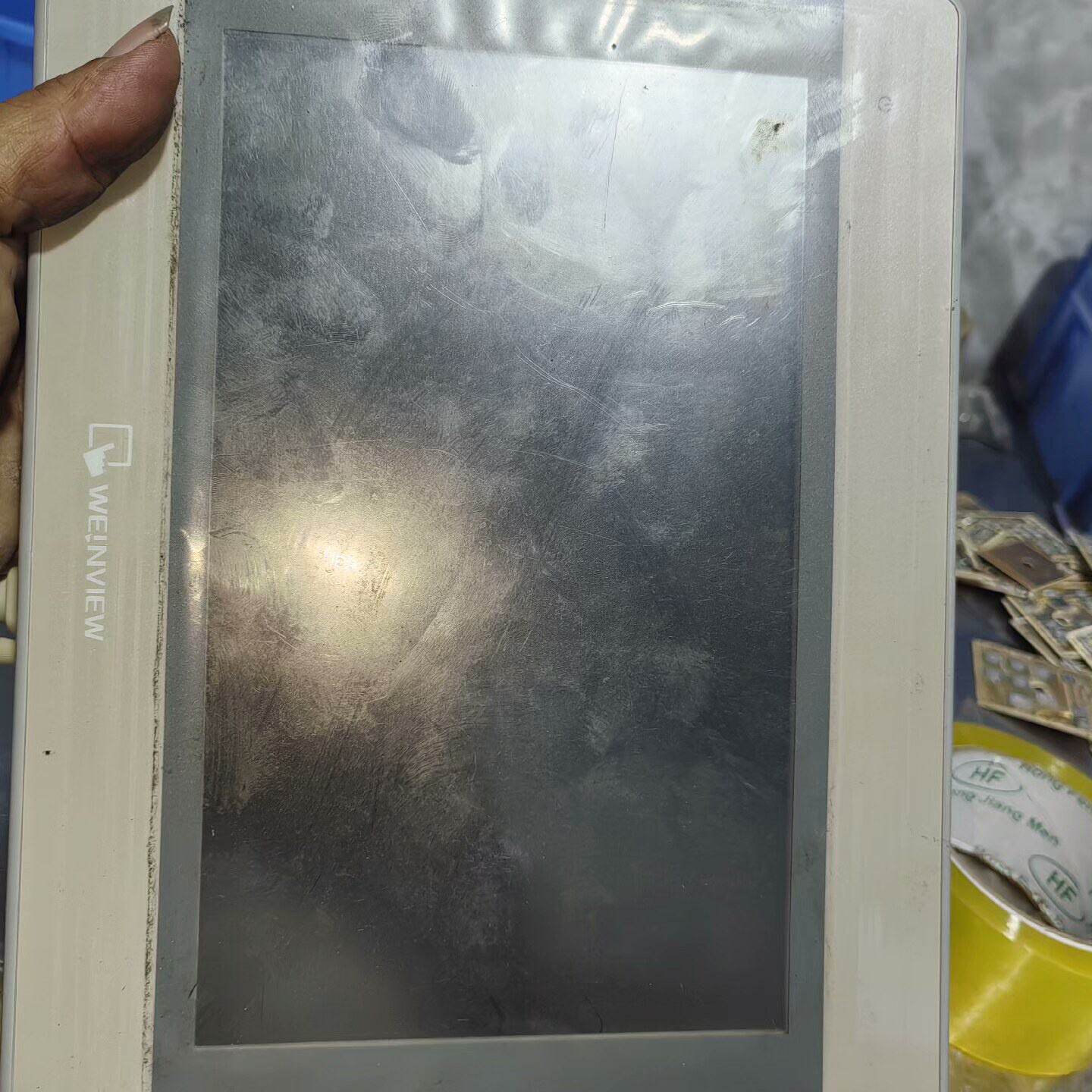 【询价】威伦通触摸屏MT 8101 iE，成色实物如图，有一个卡适用