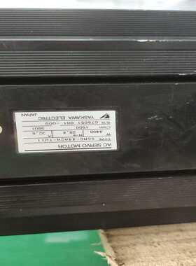 安川伺服电机SGMG-44A2A-TW11，日本原装正品，拆--议价商品