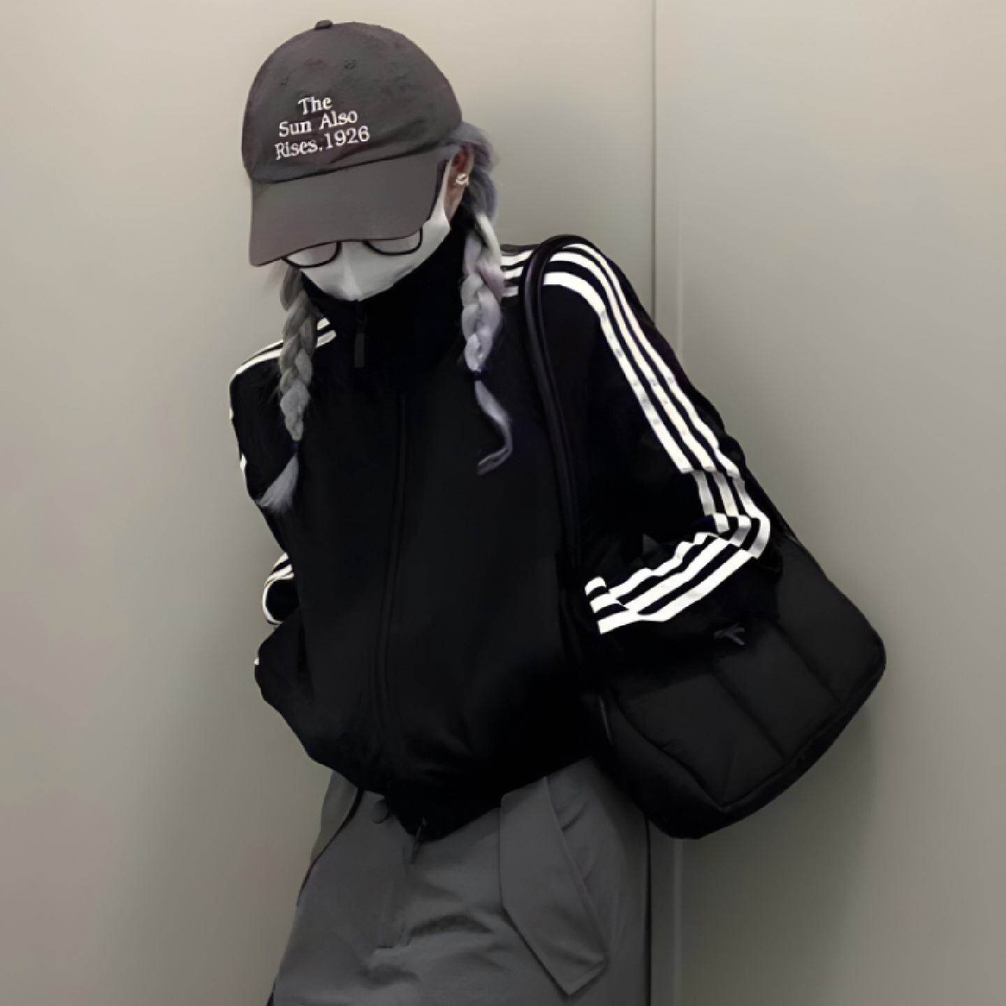 黑色三条杠短款卫衣外套女春秋款美式初秋穿搭棒球服2025新款运动