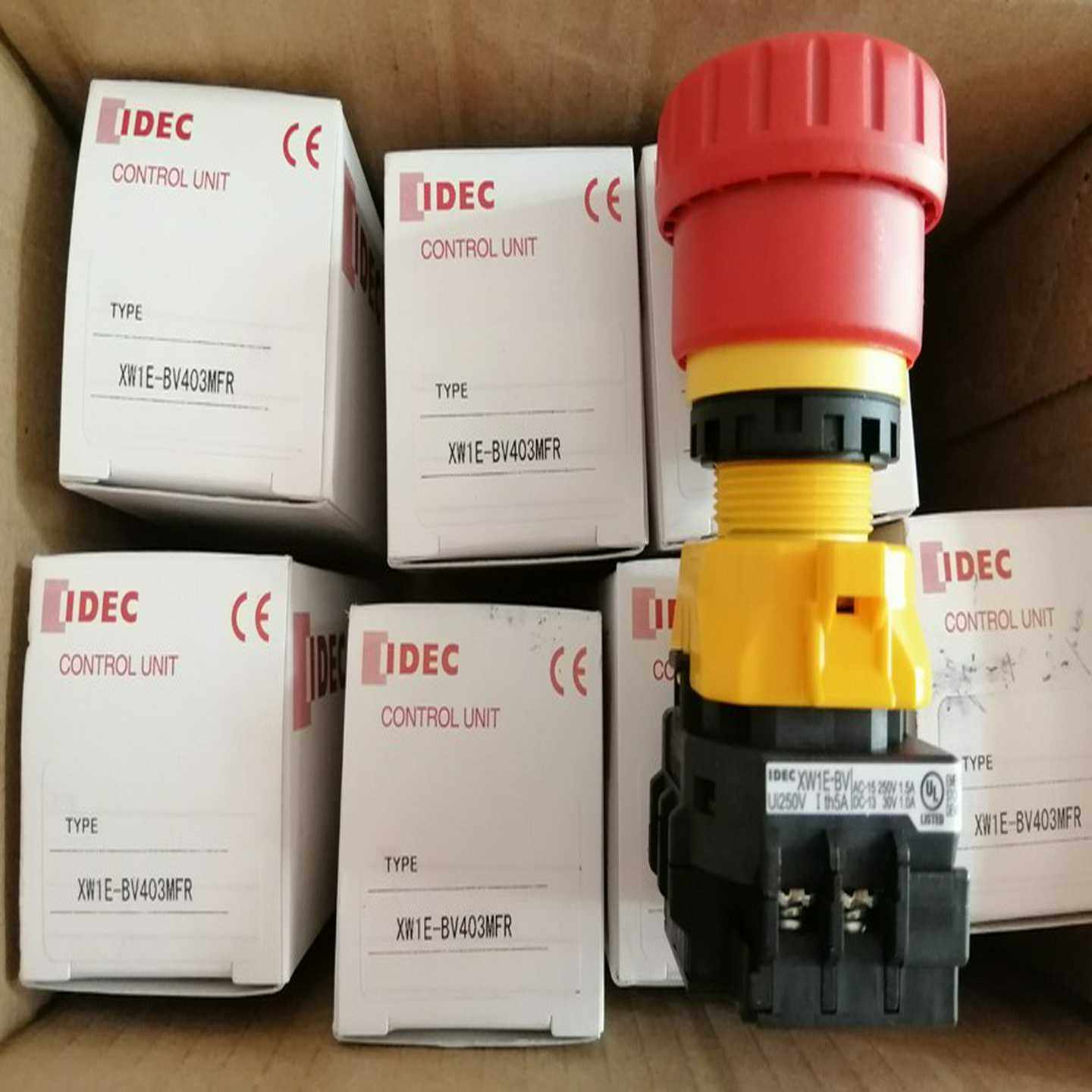 询价1-V全新和泉急停按钮开关1-V4,3C数码配件,其它配件,淘宝优惠券,粉丝福利购,淘宝优惠卷