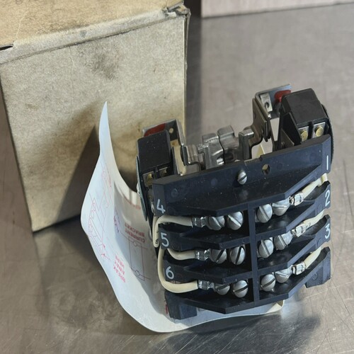 Magnetrol89-7401-121开关897401121NosSurplus