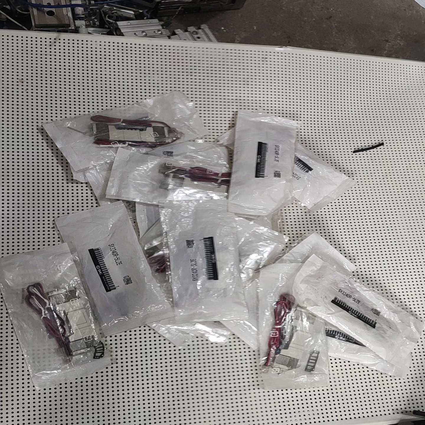 电磁阀SY3240R-5LZE的17片，实~询价