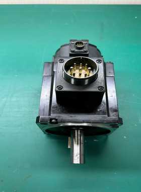 【议价】伺服1KW、1.5KW电机：R88M-K1K030H，适用