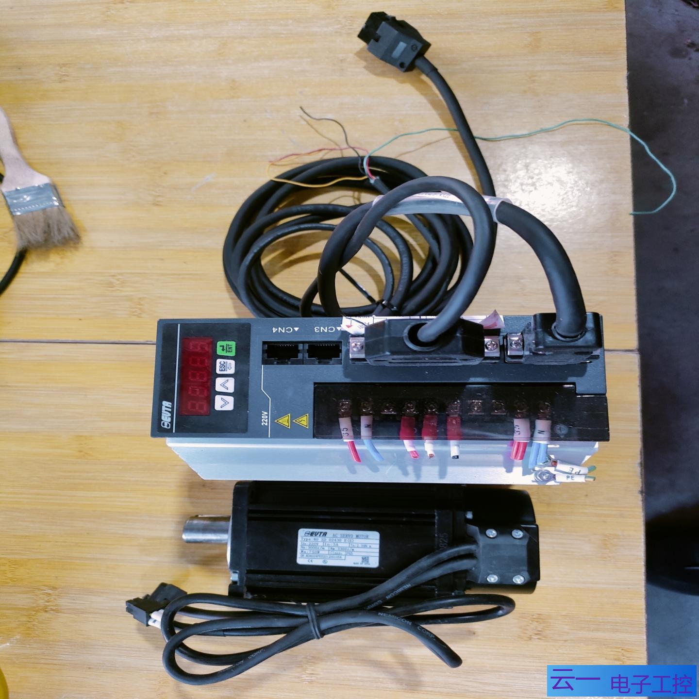 ID100 4R5 S 艾威图伺服驱动器；议价