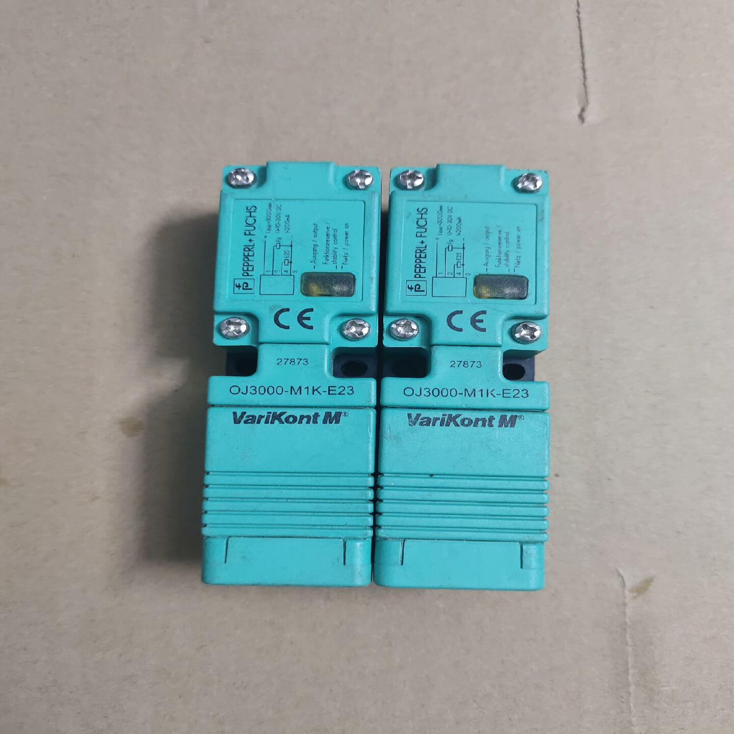 议价倍加福传感器OJ3000-M1K-E23，成色如图，图片实物