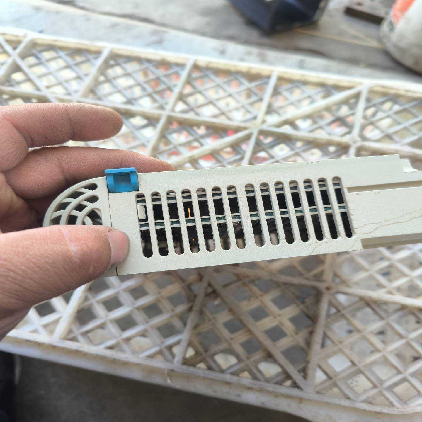 TM200C60R施耐德全新原装正品，质保一年，有需要联系--议价