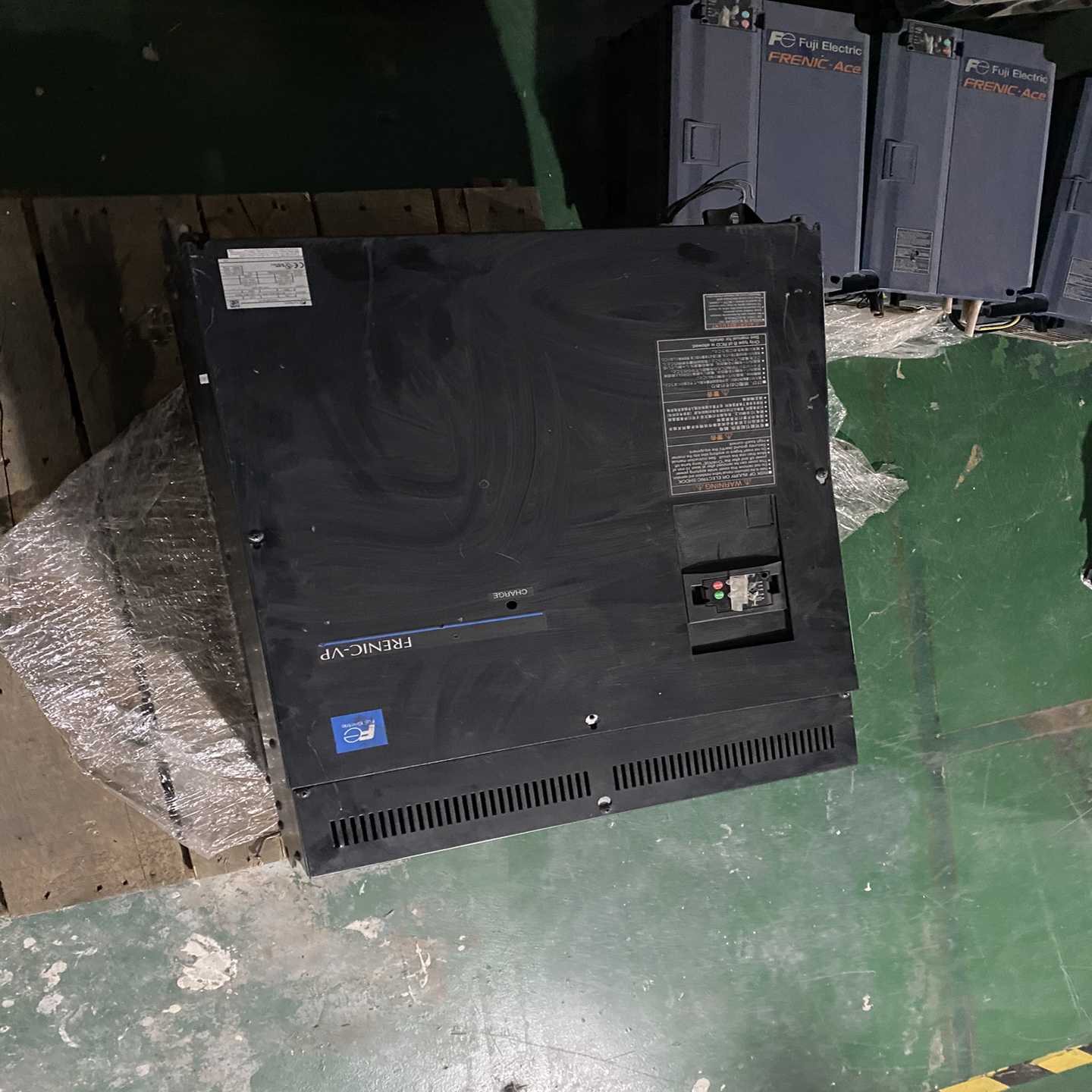 富士FRENIC-VP变频器  F2S系列   FRN029（电子设备）