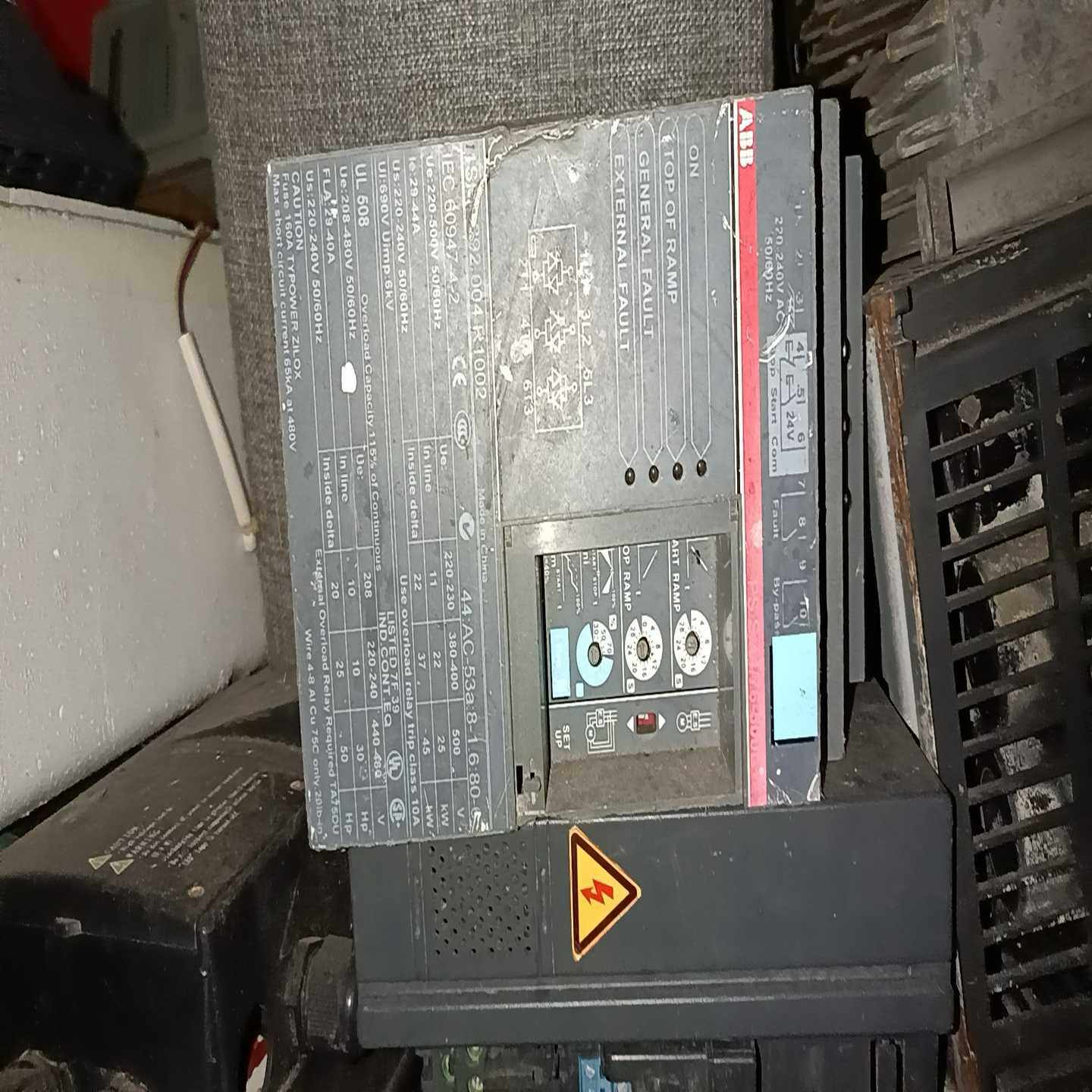 询价abb开关pss44/76-500软启动器