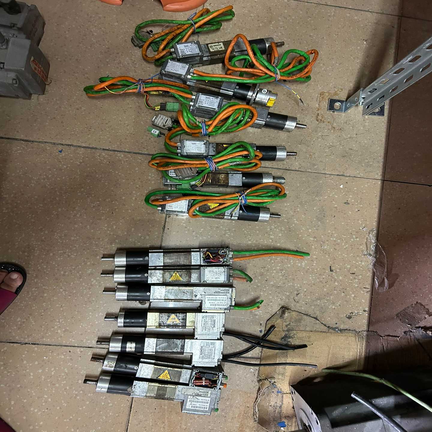 【议价】电机1FK7015-5AF01-7SV0-Z，咨询议适用