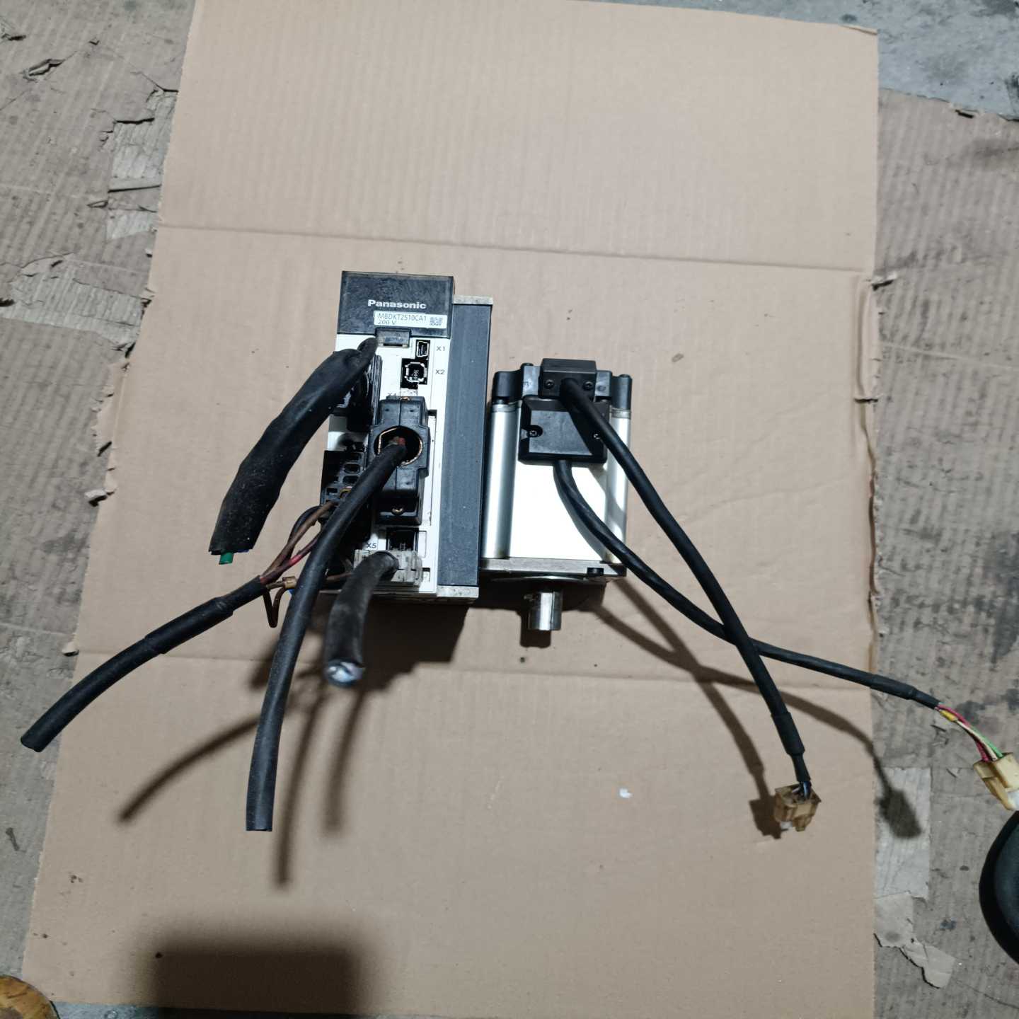 松下驱动电机400W刚拆机成色如图完好无损功能包好--议价商品