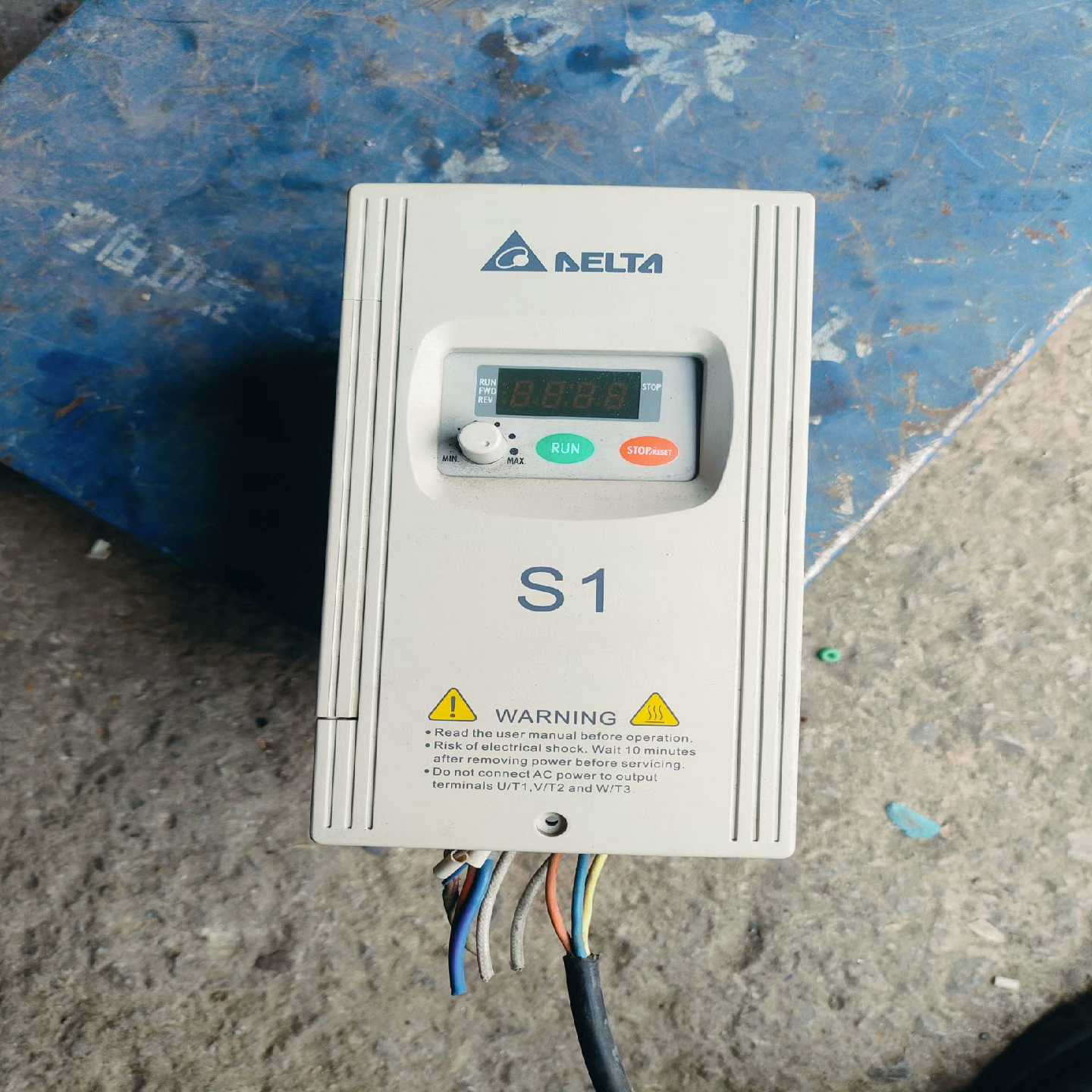 台达S1变频器VFD015S23D，2.2KW，220V~询价