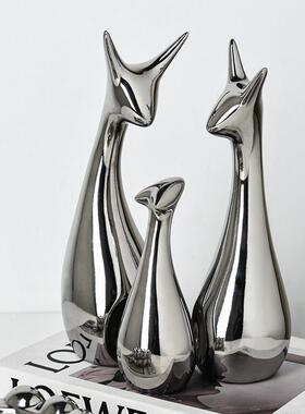 轻奢电镀银三口之家鹿陶瓷摆件创意玄关电视柜酒柜隔断家居装饰品