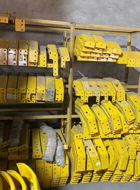 小松PC200/220-7挖土机铰炼立柱 挖土机门框立板架子 单根价格优