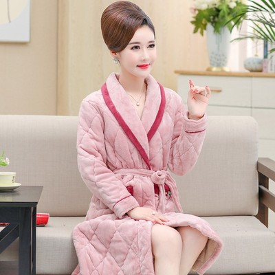 睡袍女冬季三层加厚夹棉珊瑚绒睡衣中老年人妈妈秋冬天中长款浴袍