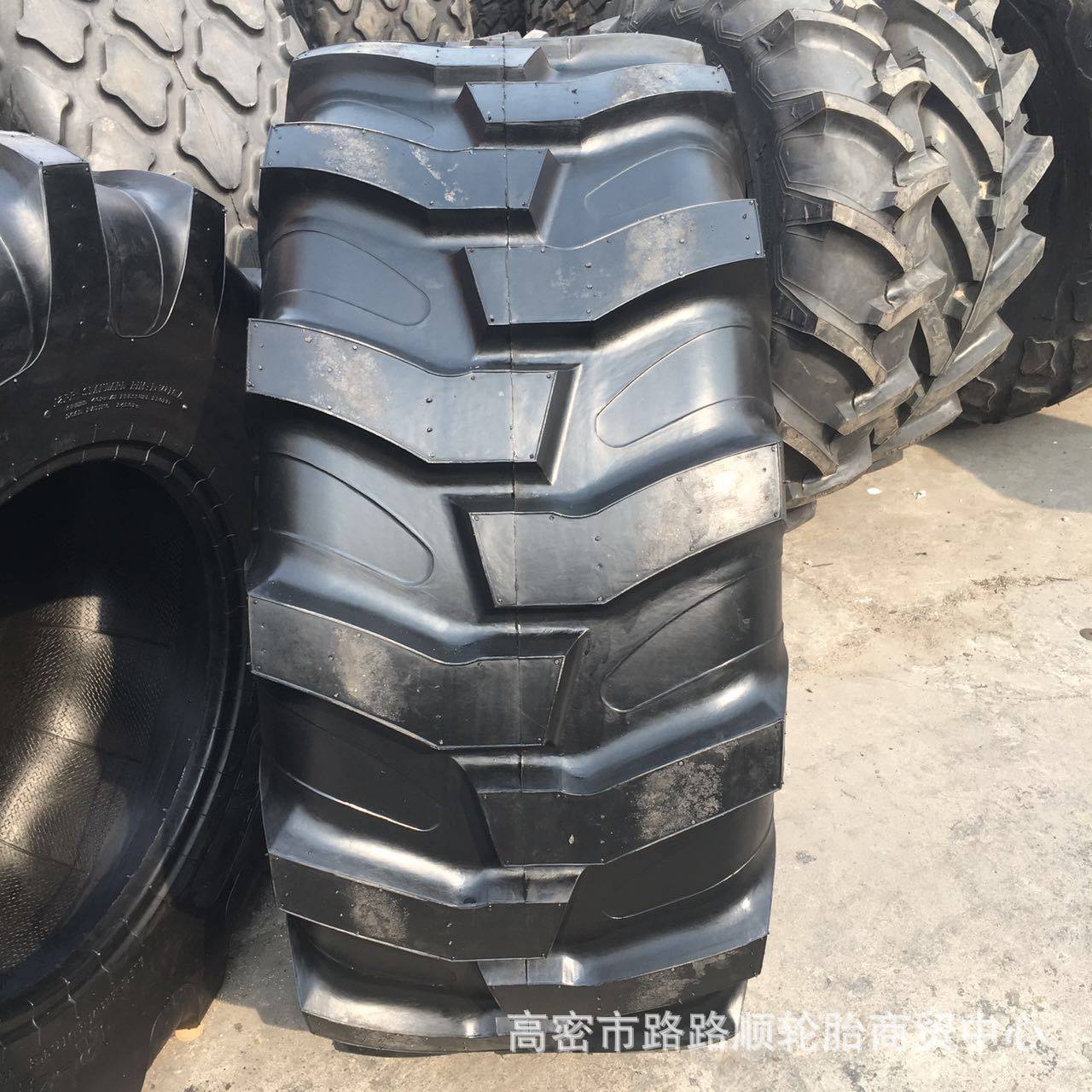 两头忙工业轮胎21L-24 19.5L-24装载机真空轮胎R-4花纹,汽车零部件/养护/美容/维保,叉车胎,淘宝优惠券,粉丝福利购,淘宝优惠卷