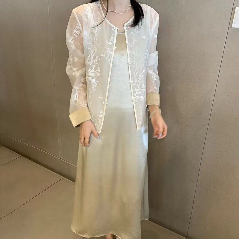 2025早春季新款时尚套装女气质显瘦两件套好看百搭优雅气质莲依莲
