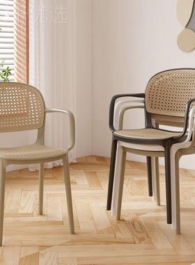藤椅店露天仿椅子家用餐椅户室外休闲咖啡椅小户型扶手藤编藤YMU