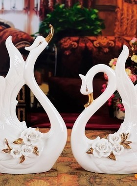 包邮欧式家居陶瓷装饰摆件客厅装饰品 纯白描金情侣天鹅结婚礼物