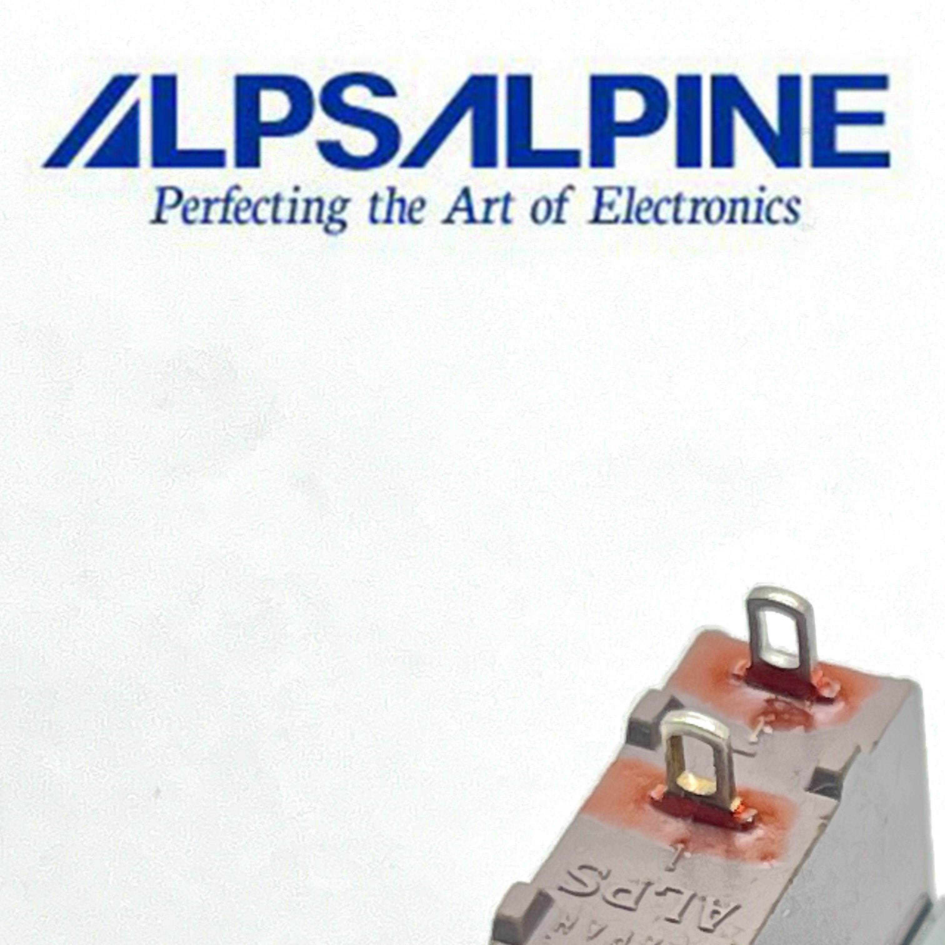 日本ALPS 电源开关带支架轴长18mm