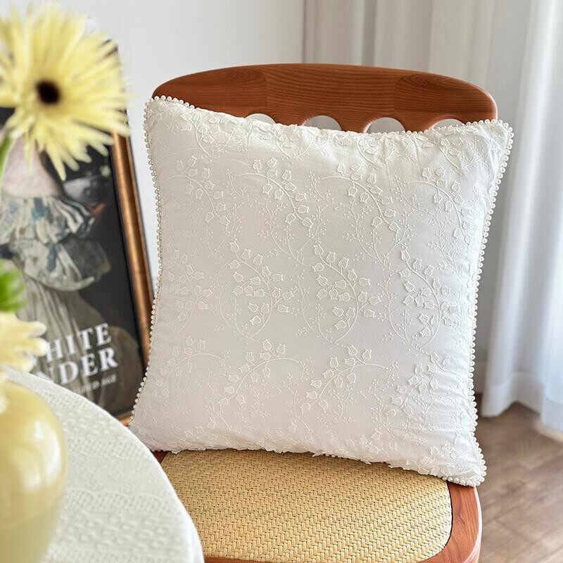 铃兰抱枕法式白色绣花高级感方枕腰枕美式靠垫沙发纯棉布艺靠背套