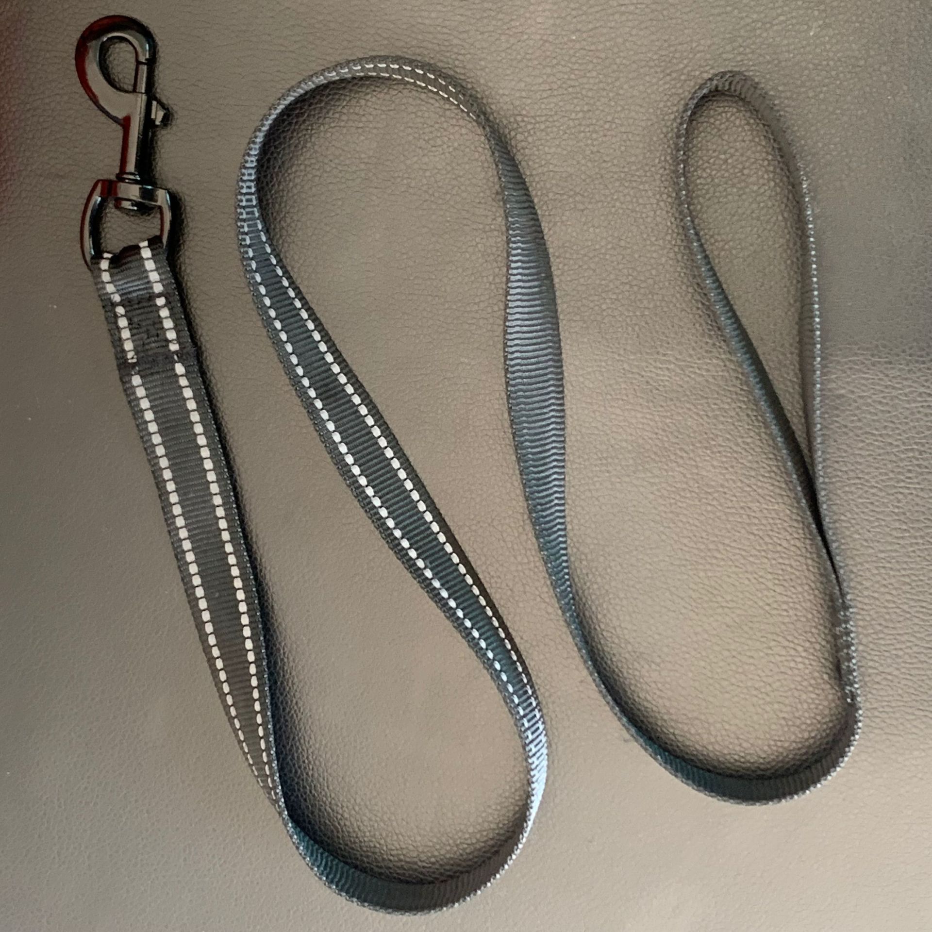 宠物牵引绳狗绳狗链子中小型宠物反光绳子狗狗用品
