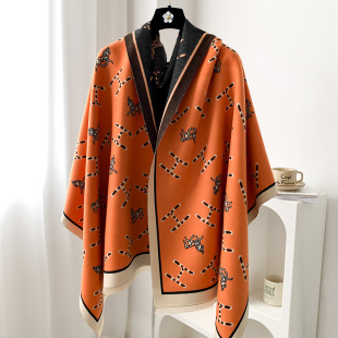 空调房披肩外搭女2023新款围巾两用夏季办公室毛毯盖毯保暖高级感