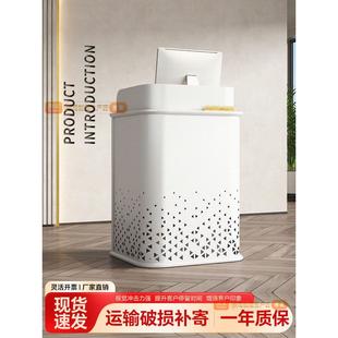 新款高级感店铺小型收银台门口餐饮迎宾台服装店引导台前台接待台