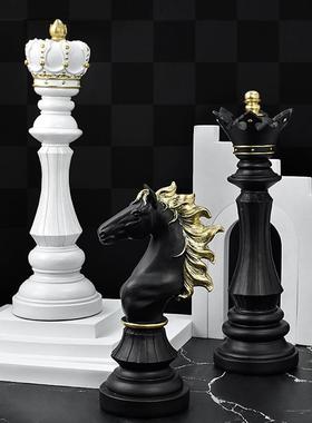 创意家居摆件国际象棋树脂摆件橱窗家居装饰品黑色白色棋子装饰品