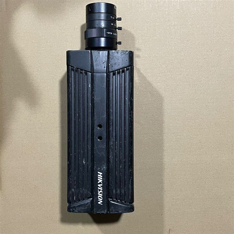 二手拆机 海康威视 车牌摄像头 大ccd IDS-TCV900-GSR