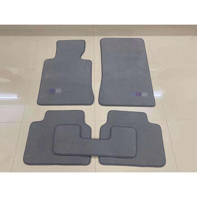 适用宝马3系E46E90E91E92E93F30F3435标长轴原厂款材料地毯式脚垫