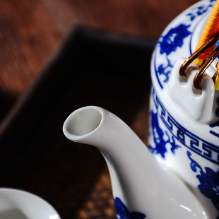 大容量耐高温陶瓷水壶水杯景德镇青花瓷器家用泡茶冷水壶可倒开水
