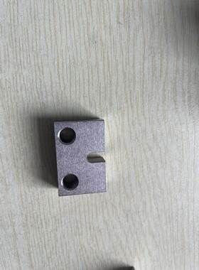 调整螺栓用固定块AJSC AJSCM AJSCS 侧面安装PCC01 PCC02 PCC06