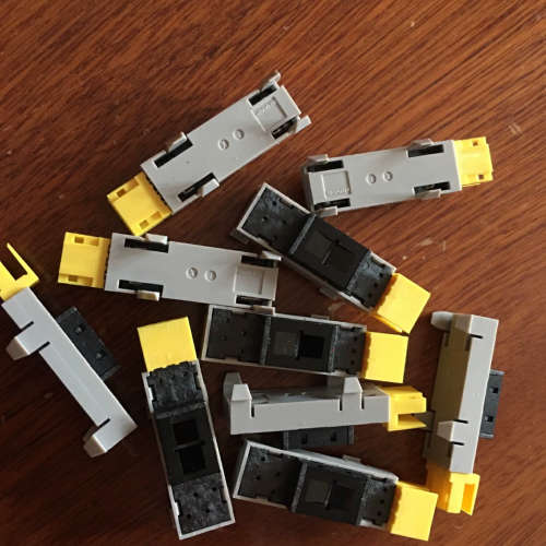 议价反射光电开关GP2A28    GP2A250夏普SHARP检测纸张短距