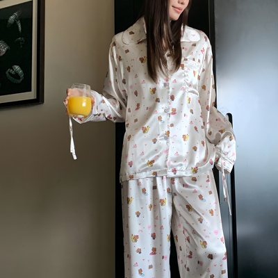 Kitty猫真丝带胸垫睡衣两件套