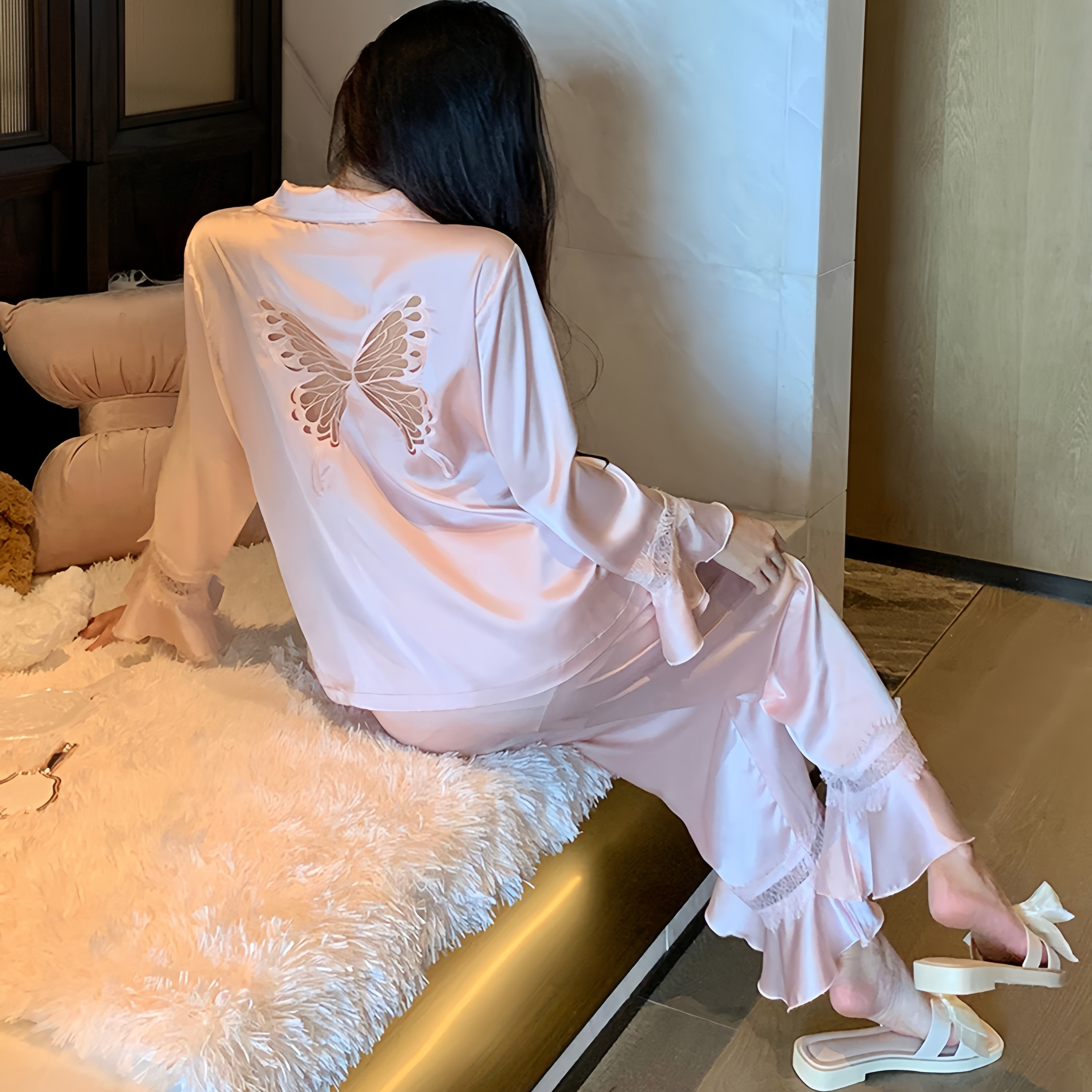 性感真丝睡衣女春秋季长袖长裤高级感蝴蝶可外穿家居服套装送闺蜜