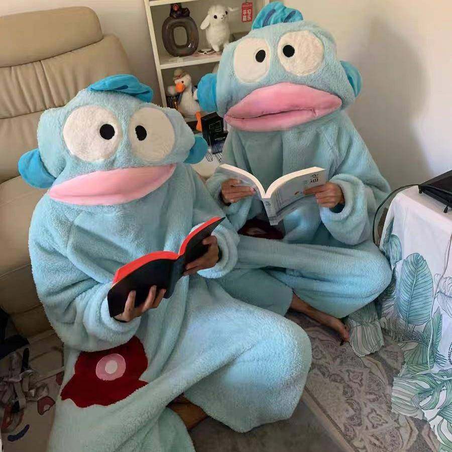 丑鱼睡衣女秋冬季珊瑚绒情侣连体卡通搞怪睡袍男款加厚加大码睡裙