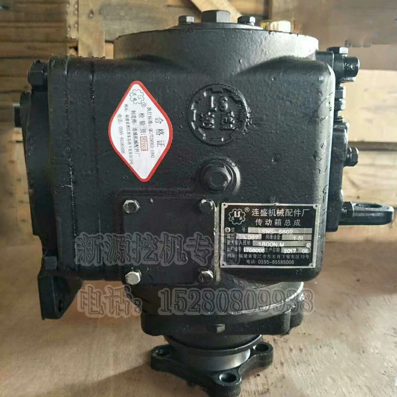 沃尔华劲工犀牛880-885轮式小型挖掘机 上传动箱总成行走上分动箱