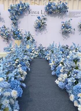 仿真花白天蓝色地排花排千代兰婚庆背景装饰布置路引花订婚宴花艺